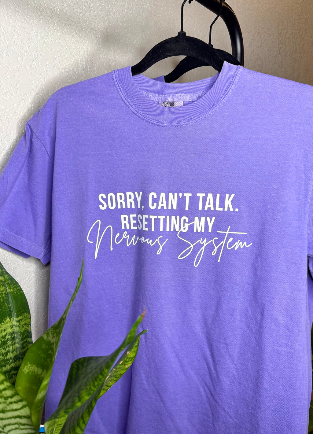 SORRY, CAN’T TALK TEE